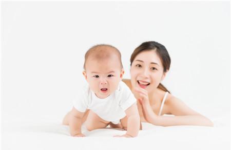 婴儿肌张力低的表现和危害 婴儿肌张力低会有什么危害