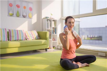 腿上的汗毛长不出来有黑点怎么办