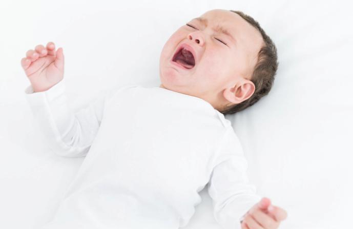 宝宝中耳炎初期症状