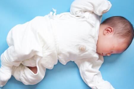 尿不湿侧漏是怎么回事