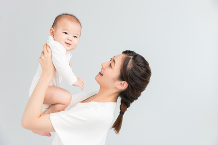 宝宝睡姿没有安全感怎么办