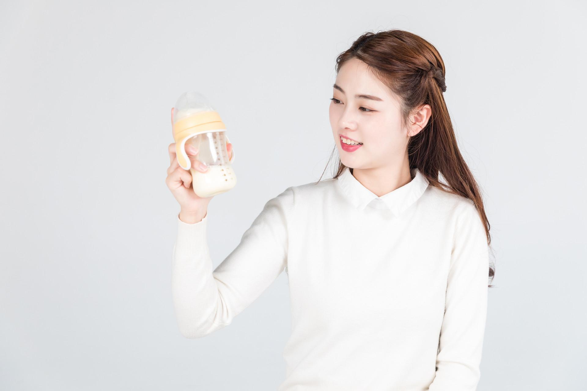 一周大宝宝胃容量