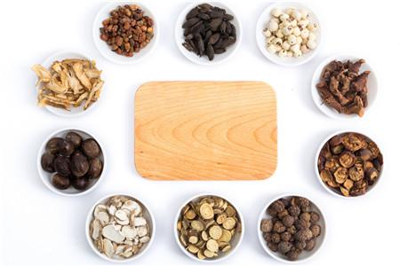 生槟榔为什么要加叶子