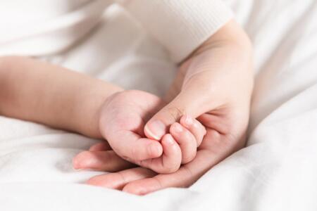 小儿鼻炎推拿手法图解