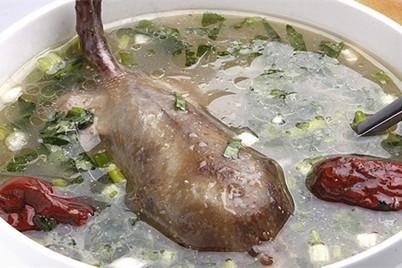 月子鸽子汤的做法大全