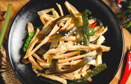 孕妇吃黄花菜会流产吗