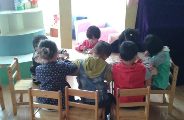 幼儿园制作明信片教案