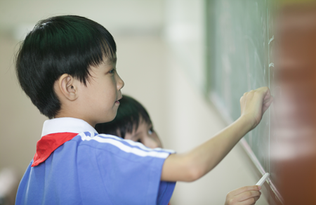 孩子喜欢母亲的表现有哪些