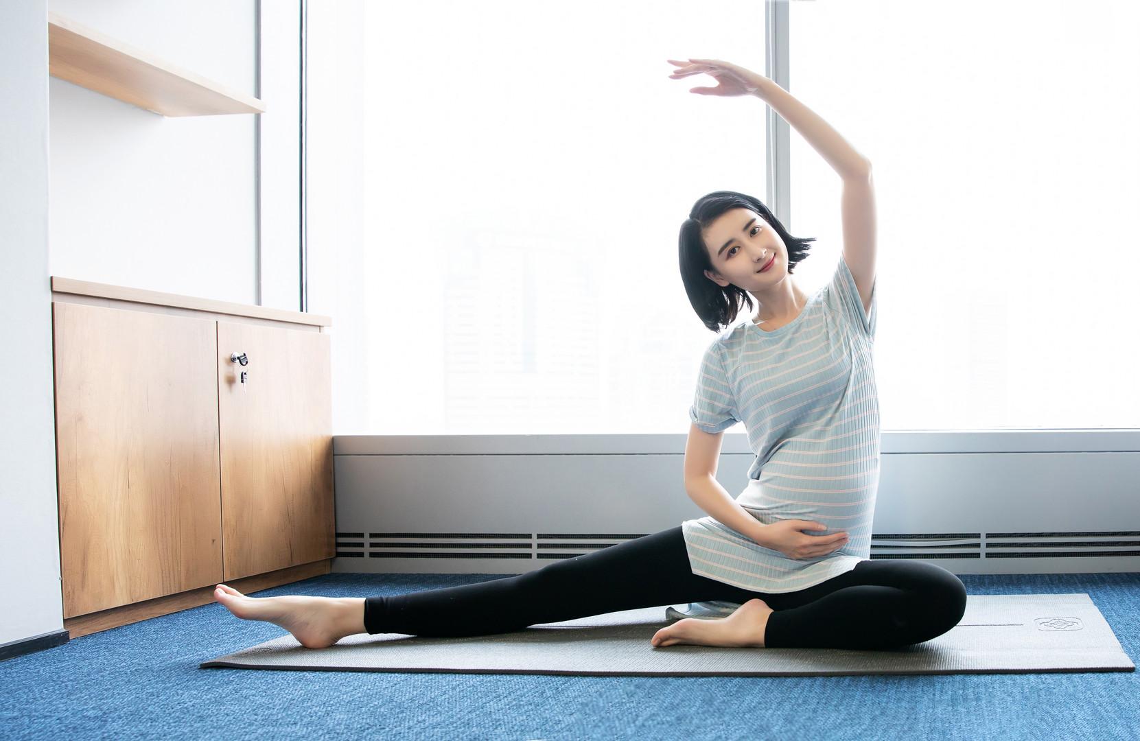 生孩子时妈妈和婆婆表现有区别