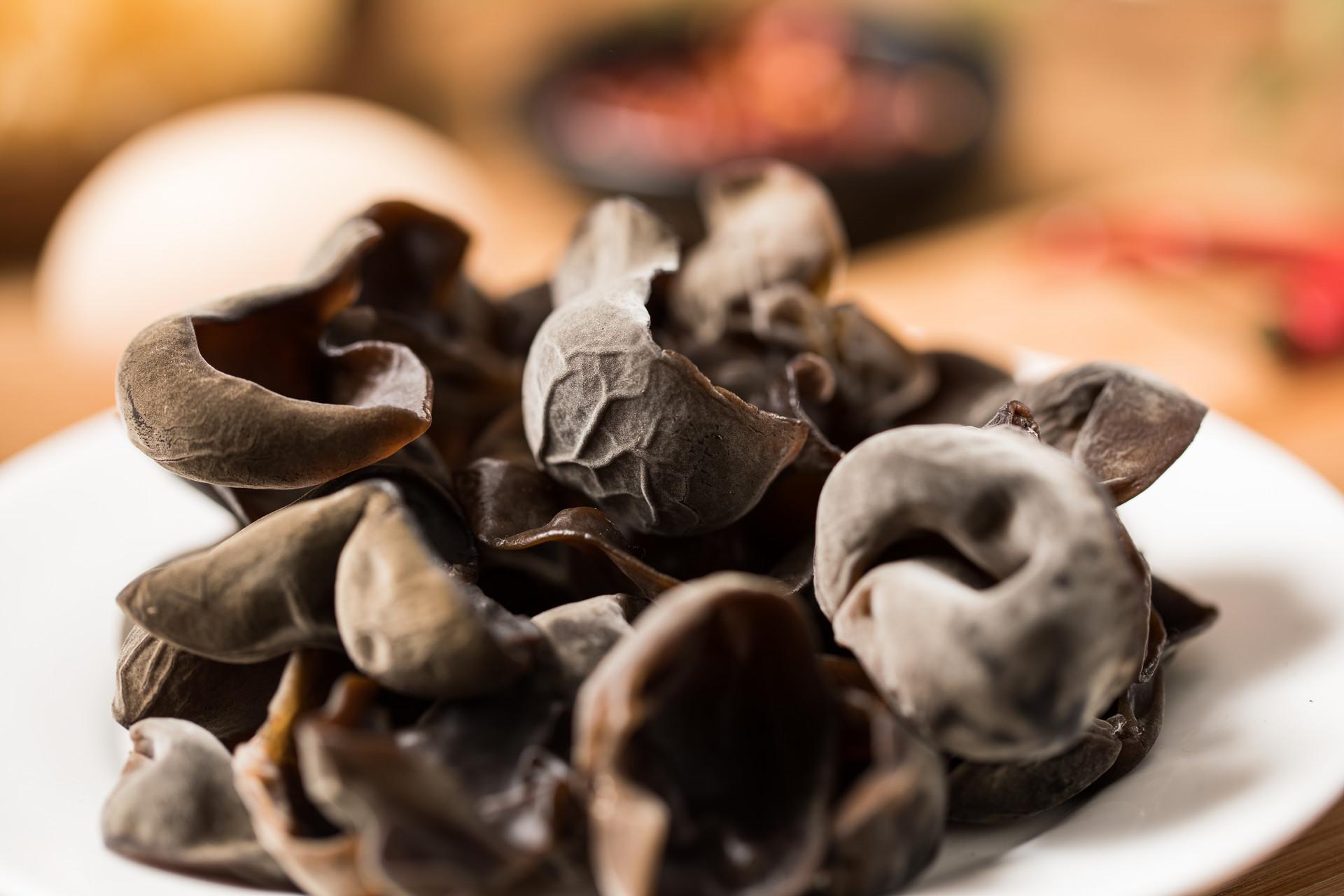 吃木耳对男性有什么好处