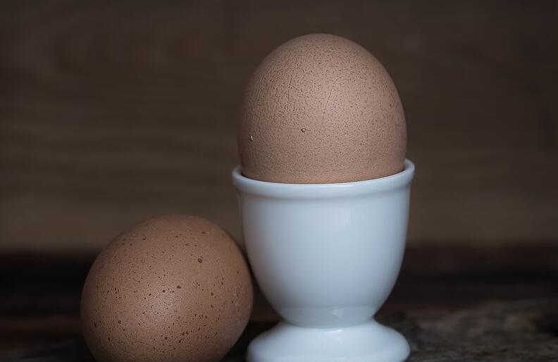 鸡蛋要洗过再放冰箱吗 盘点鸡蛋的存放误区
