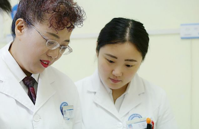 【成都银康医院】中西医结合的紫癜治疗