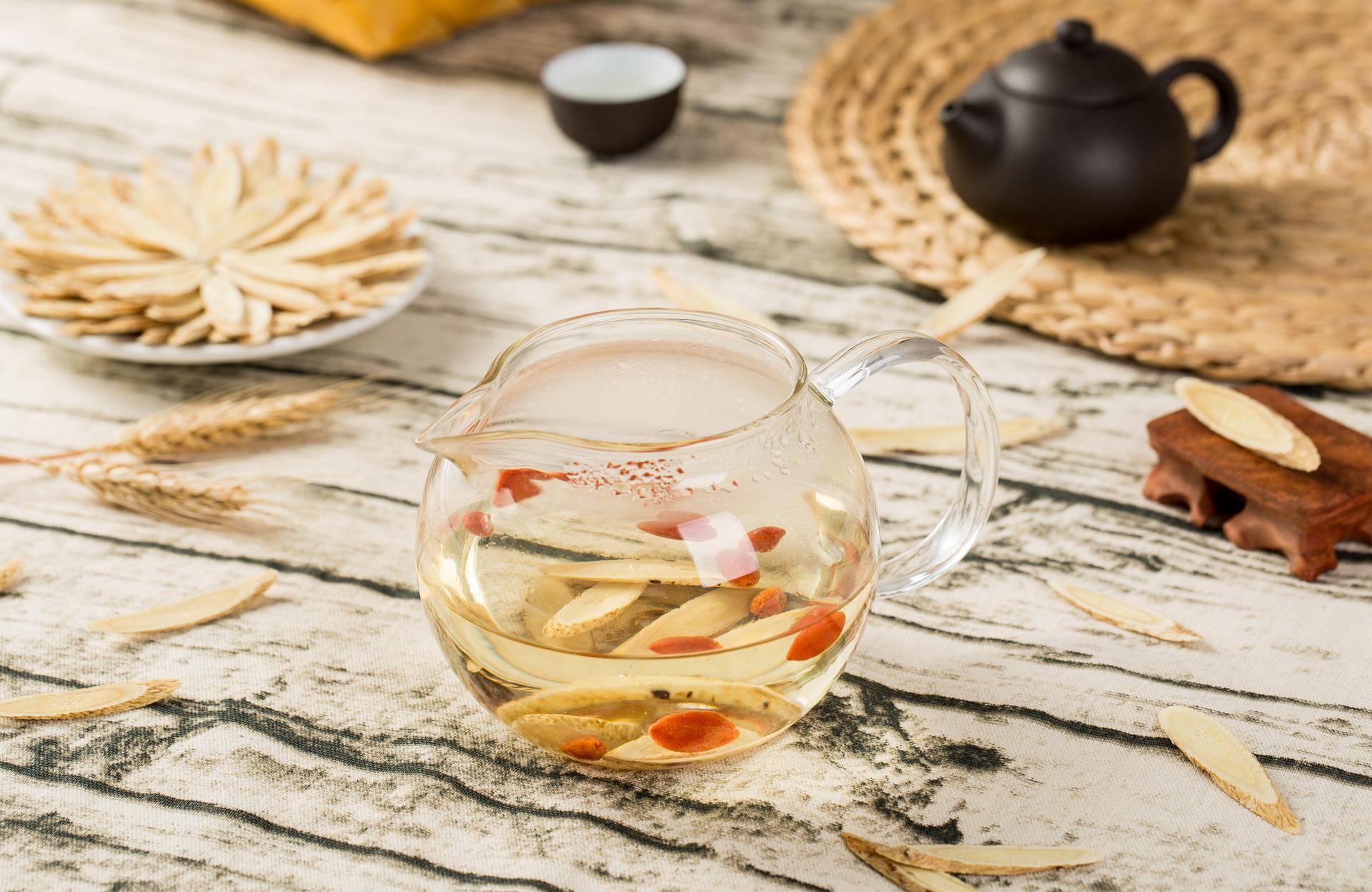 哪些人不适合喝黄芪水 宝宝可以喝吗