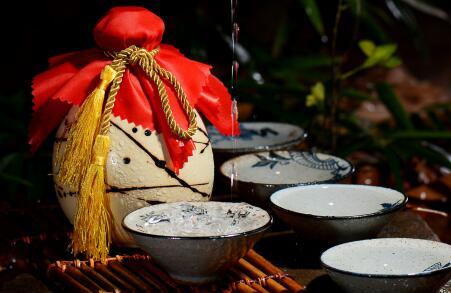 吃淡菜能喝白酒吗