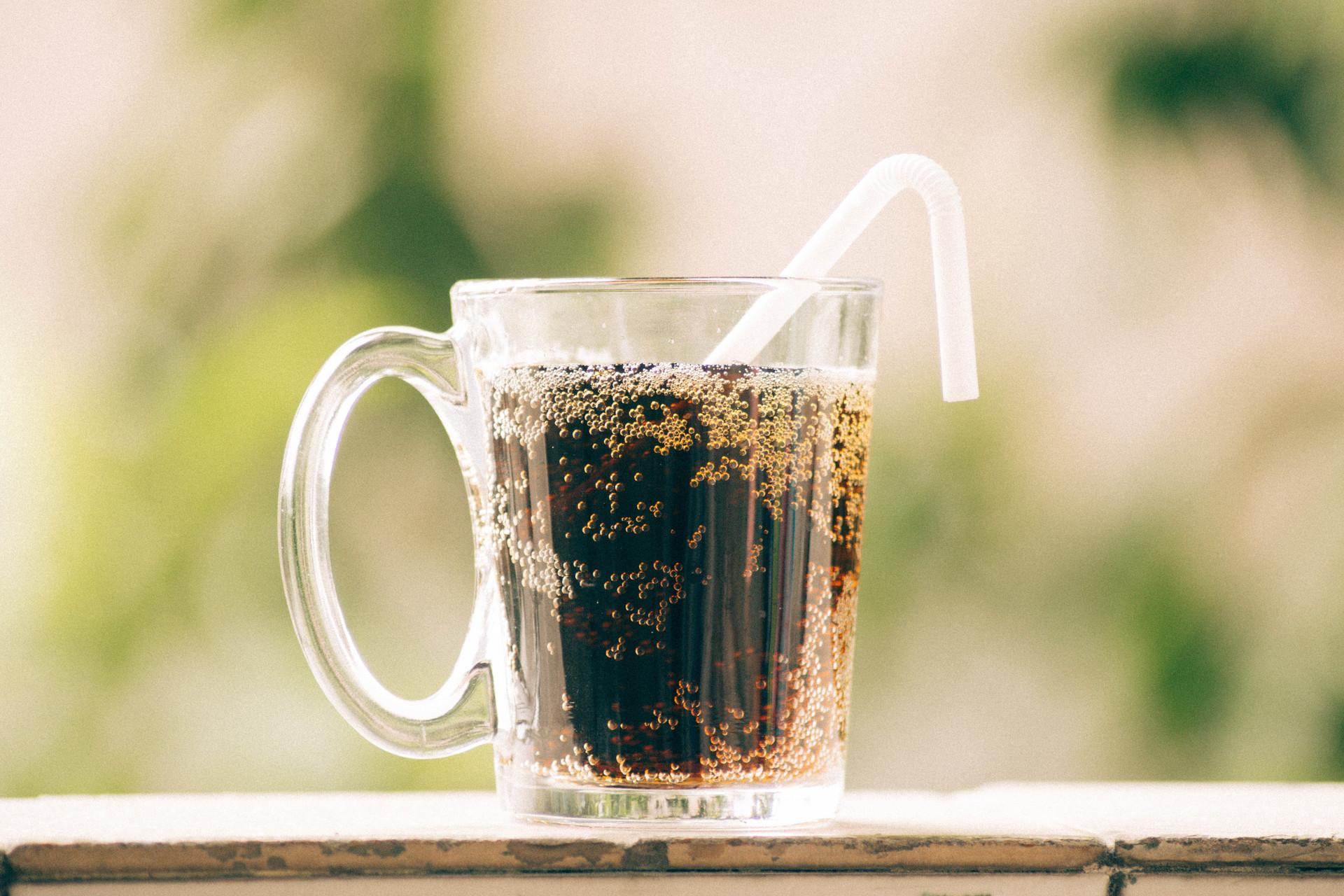 可乐和红牛能一起喝吗 小孩可以喝吗