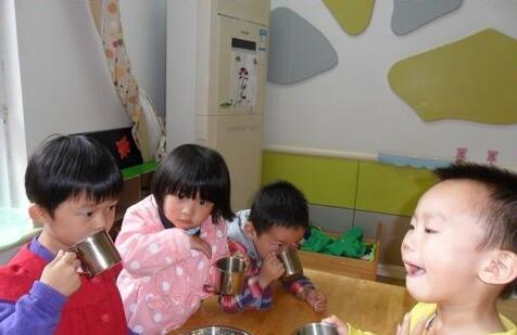 小班科学咕噜噜教案