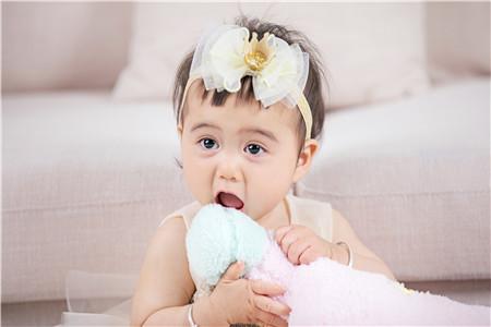 宝宝胀气一天热敷几次