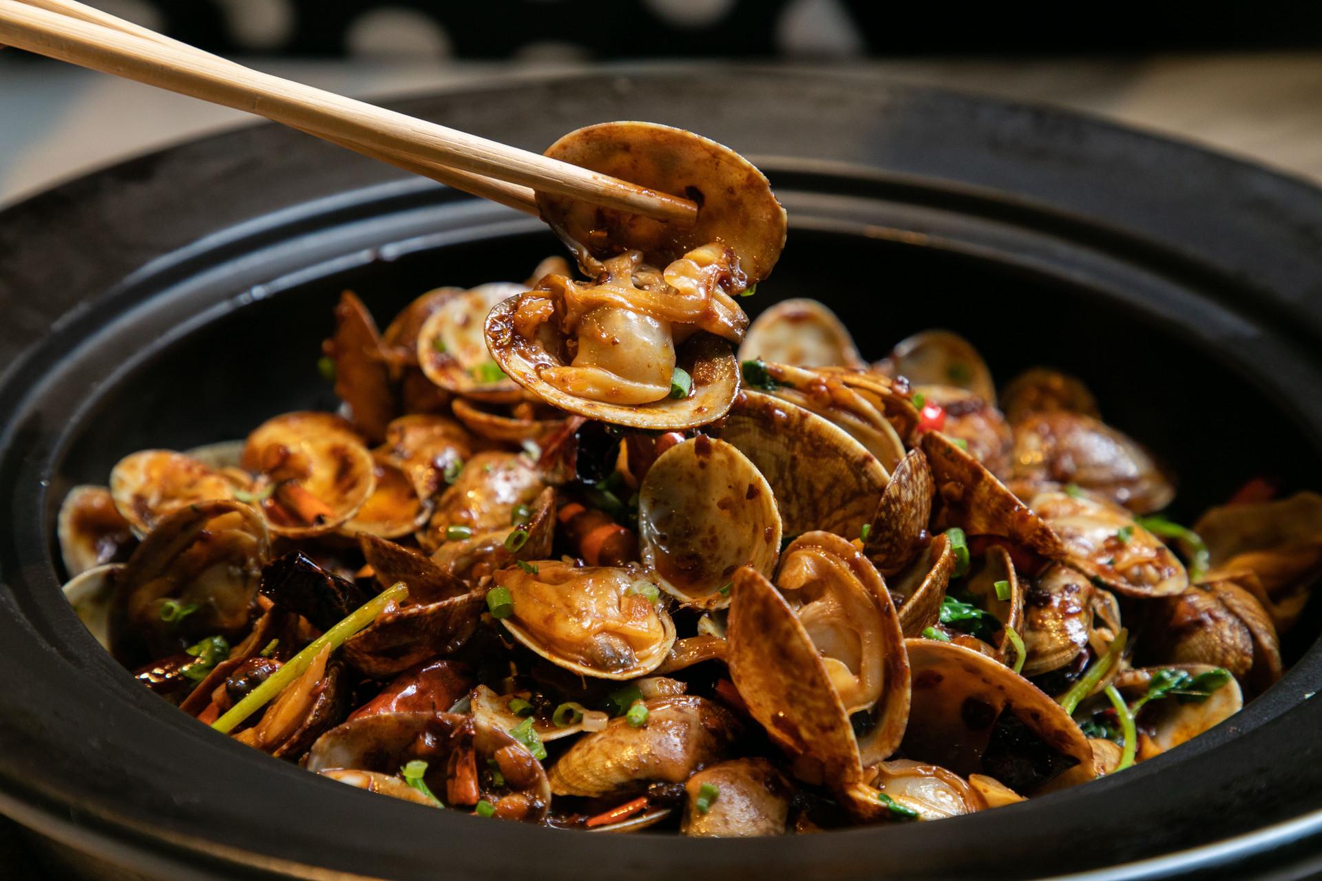 花甲泡一夜都开口了是不是死了