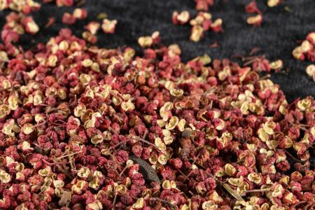 孕妇可以用花椒水洗痔疮吗