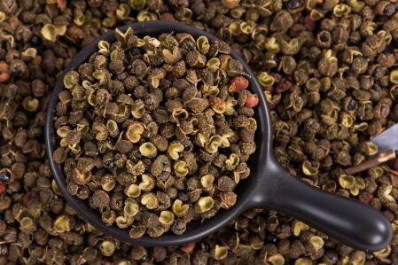 花椒泡酒治风湿吗