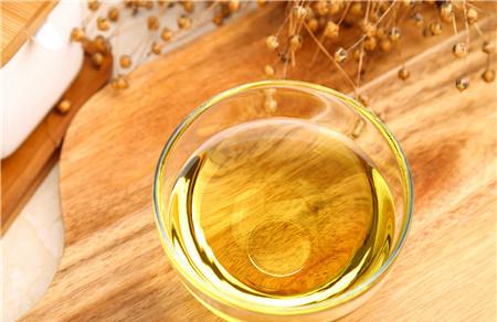 亚麻籽油拌酸奶什么时候吃最好