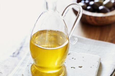 亚麻籽油和橄榄油哪个好