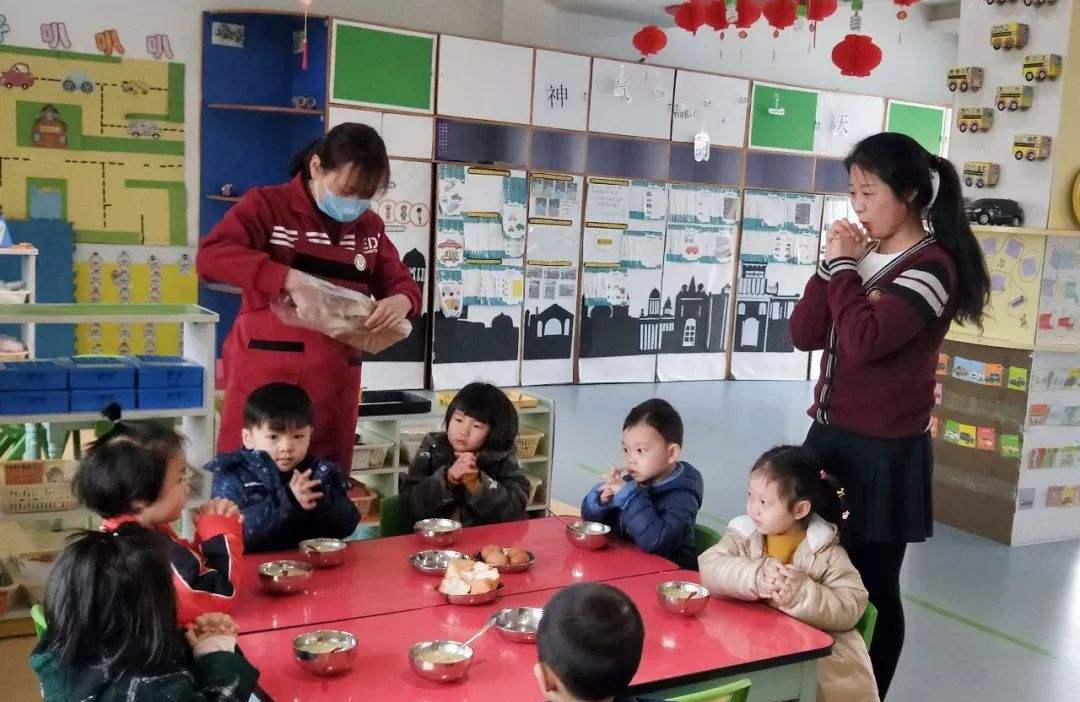 小班健康真好吃教案