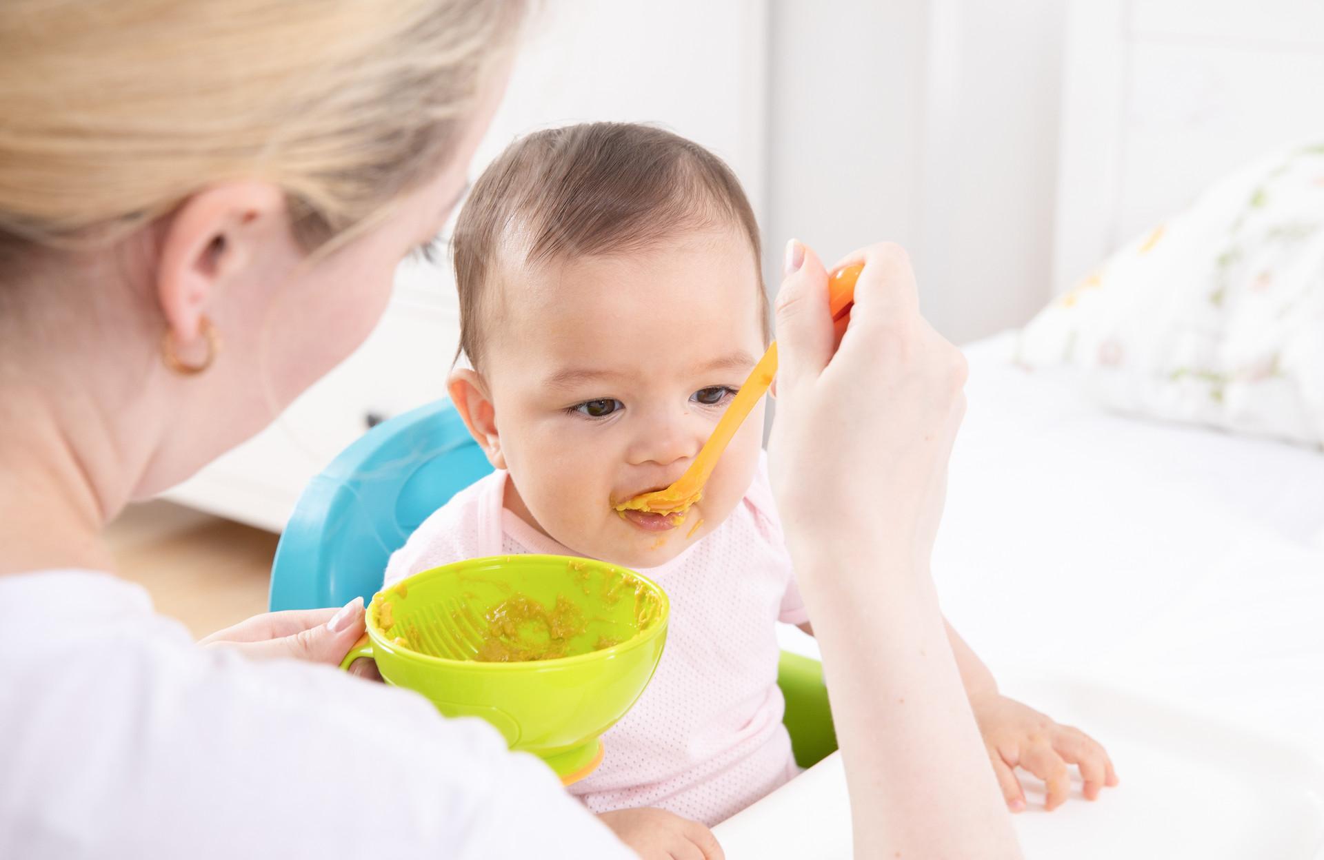 婴幼儿奶粉可以用来冲米粉吗