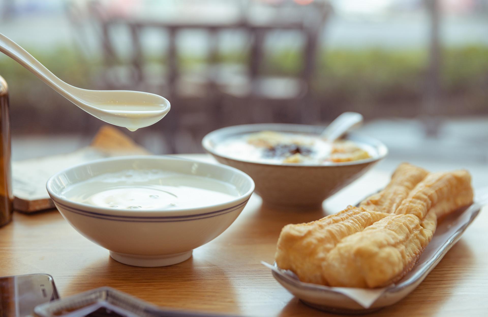 豆浆可以预防糖尿病与高血压，但这3种人却不能喝