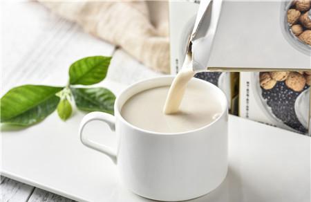 慢性咽炎可以喝牛奶吗