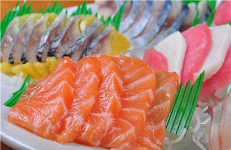 慢性咽炎可以吃三文鱼吗