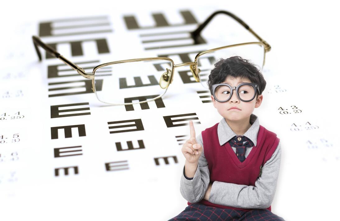 小儿假性近视怎么矫正