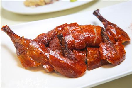 慢性咽炎能不能吃烤鸭