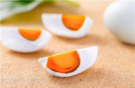 备孕期间可以吃咸鸭蛋吗