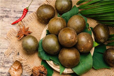 罗汉果金银花茶的功效与禁忌