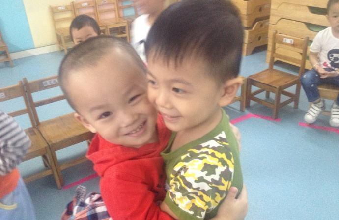 幼儿园小班夹心饼干教案