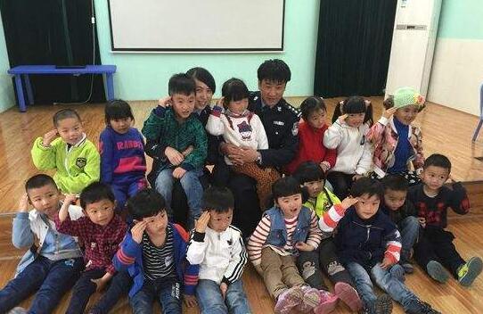 大班科学摇摆的沙漏教案