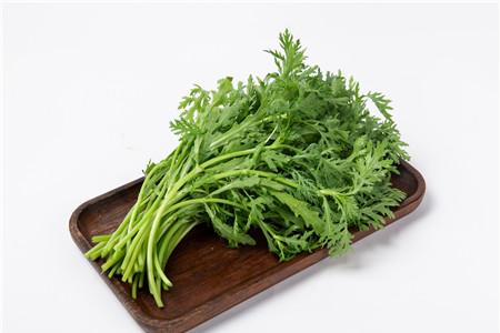 茼蒿和虾能一起吃吗