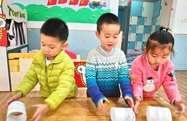 小班小汽车会画画教案