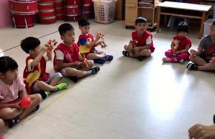 幼儿园月亮婆婆喜欢我教案