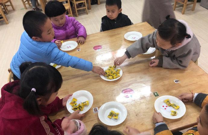幼儿园小猪过生日数学教案