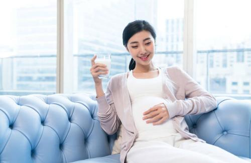 一个人吃两个人补，孕妇补钙有学问