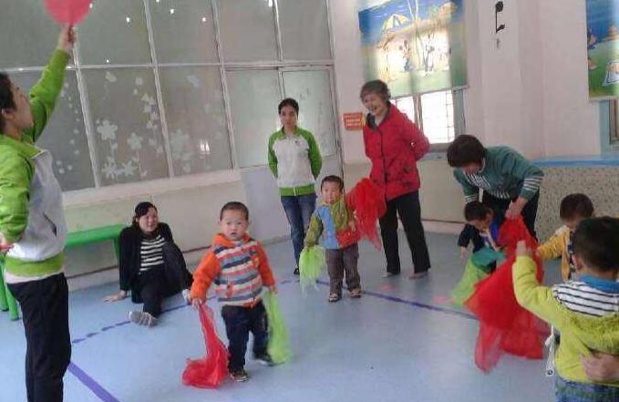小班数学我家的杯子教案