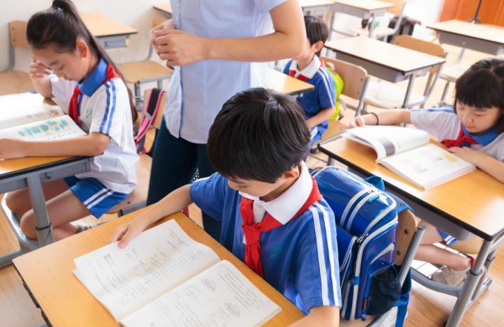 关于开学第一周的日记400字 周记300字开学第一周