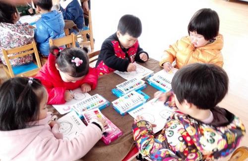 幼儿园小小发型师教案