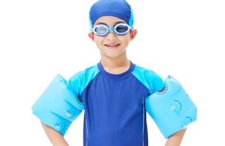 孩子学游泳会得中耳炎吗 小孩游泳会引起中耳炎吗