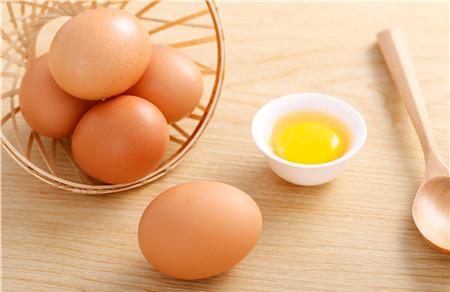 宝宝适合吃哪种蛋 鸡蛋鸭蛋鹌鹑蛋鸽子蛋营养对比