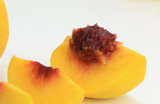 宫寒可以吃黄桃吗