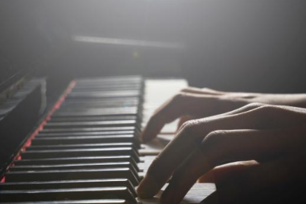 小朋友学钢琴多久可以考一级