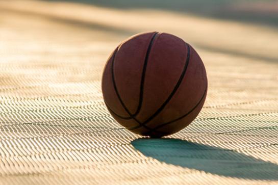 儿童打篮球需要买几号的 儿童买篮球什么样的好